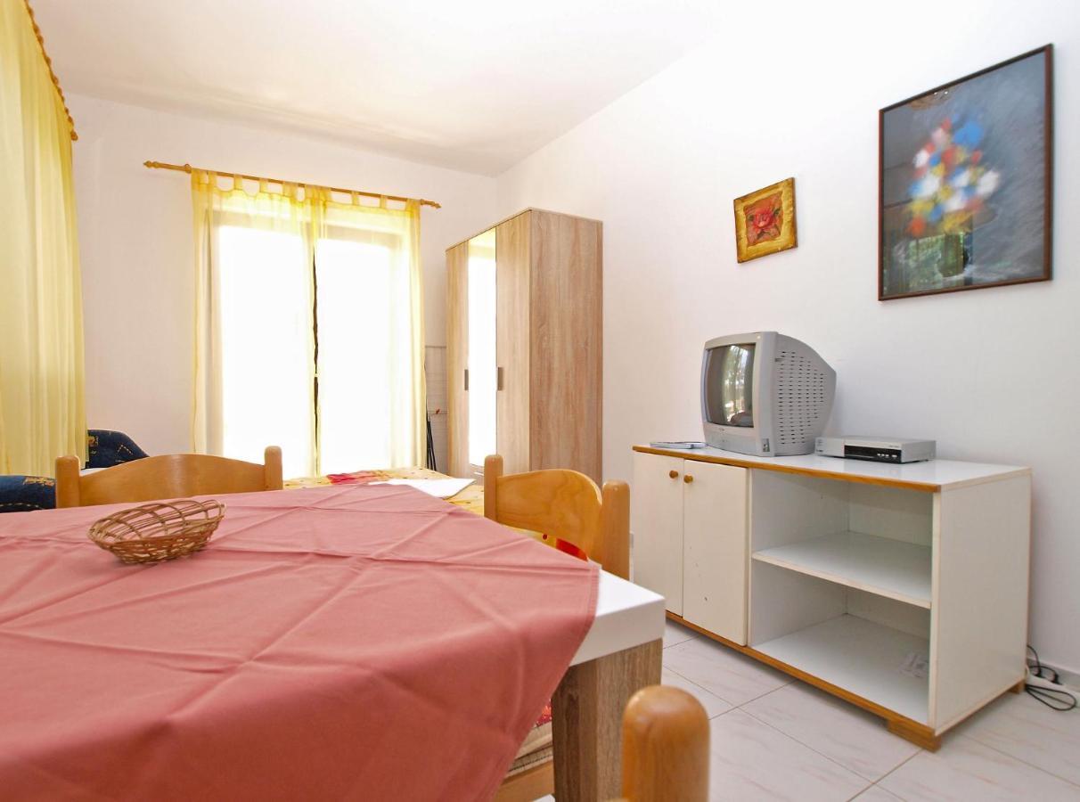 Apartments Puntizela 727 Pula Luaran gambar