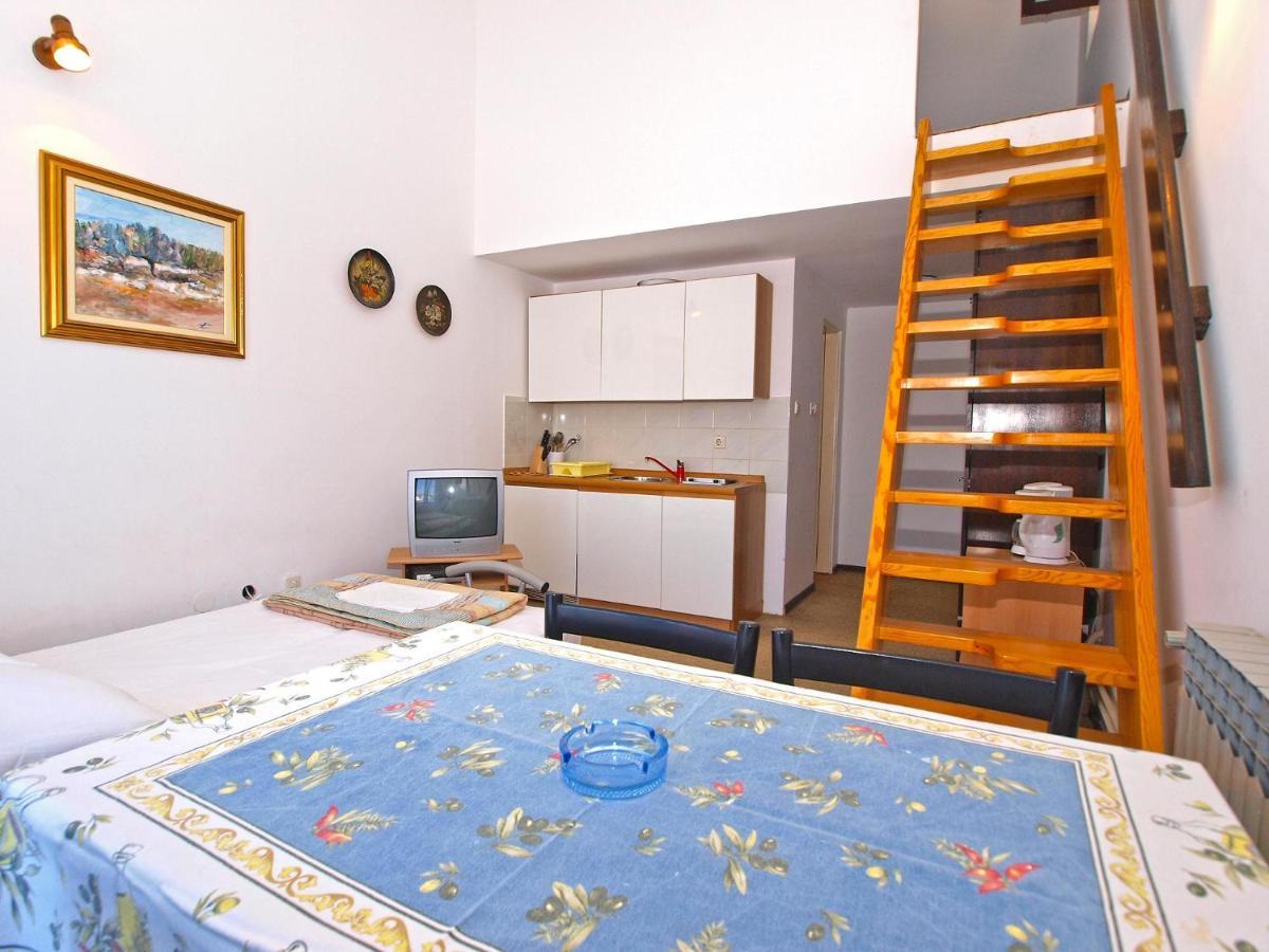 Apartments Puntizela 727 Pula Luaran gambar