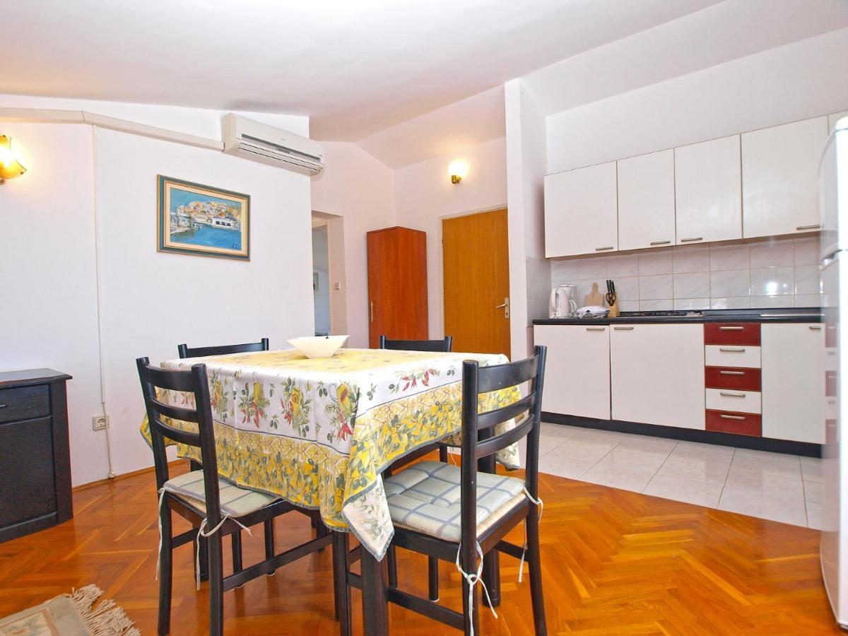 Apartments Puntizela 727 Pula Luaran gambar