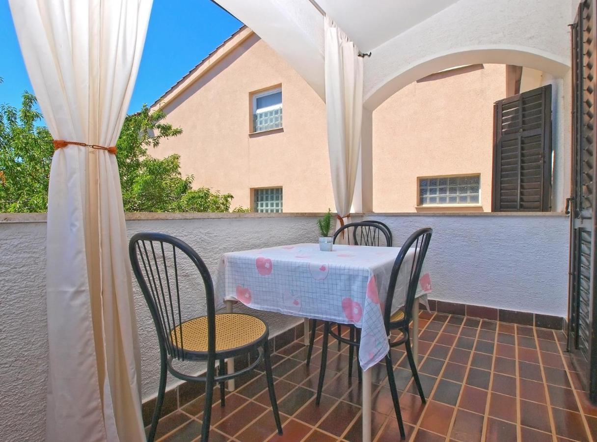 Apartments Puntizela 727 Pula Luaran gambar