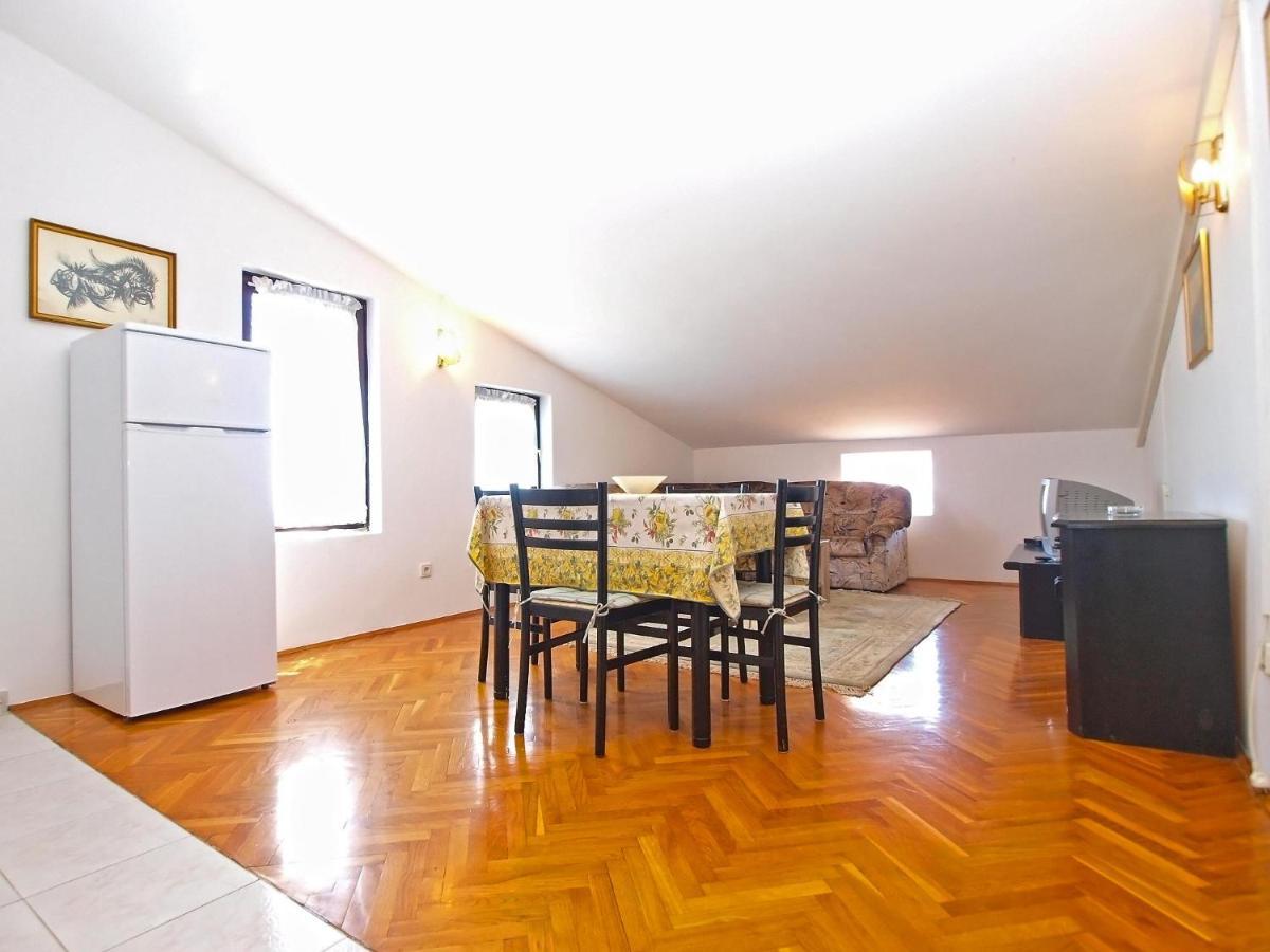 Apartments Puntizela 727 Pula Luaran gambar